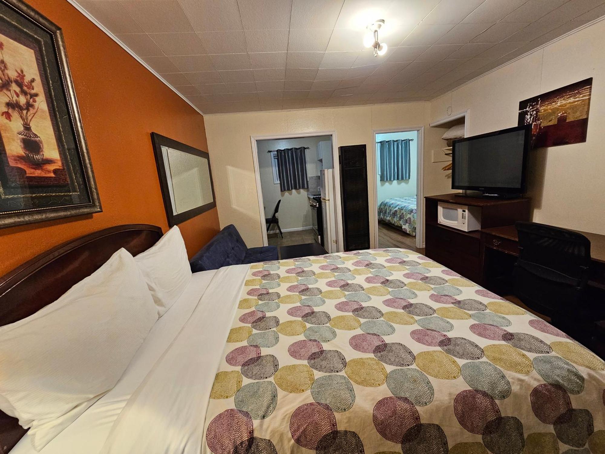 Parkway Motel & European Lodges พินเชอร์ ครีก ภายนอก รูปภาพ