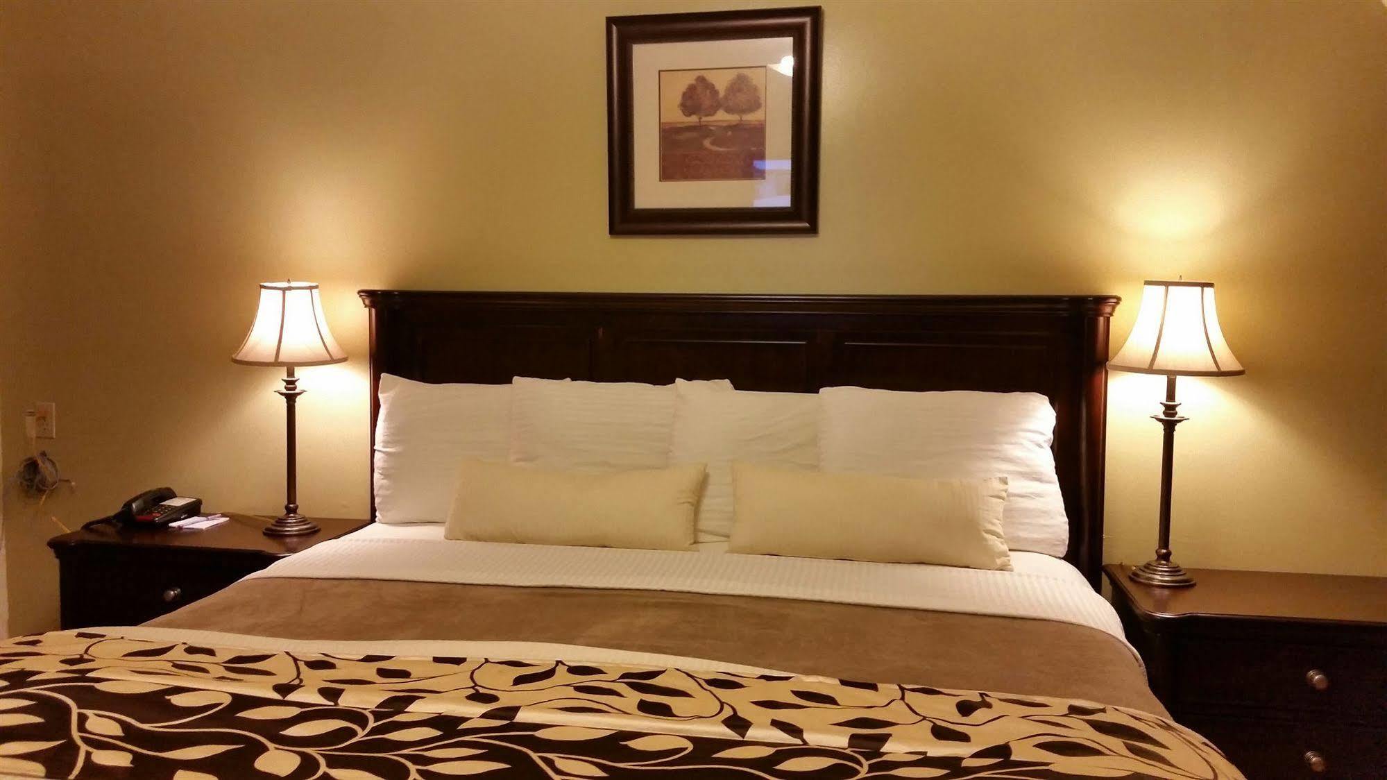 Parkway Motel & European Lodges พินเชอร์ ครีก ภายนอก รูปภาพ