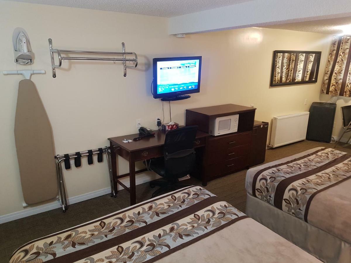 Parkway Motel & European Lodges พินเชอร์ ครีก ภายนอก รูปภาพ